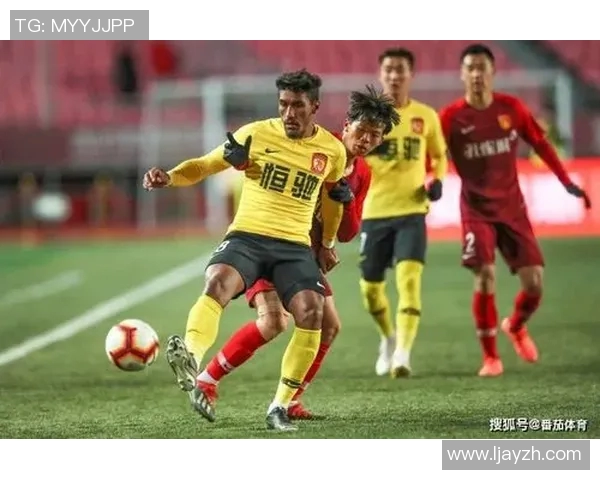 广州恒大迎战南华球队巅峰对决球迷期待精彩赛事再续传奇