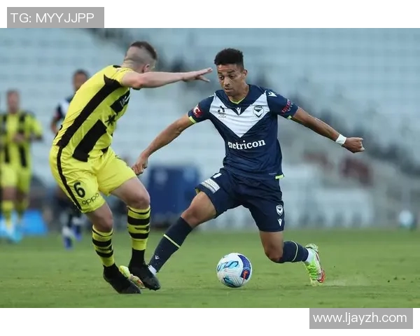 麦克阿瑟与惠灵顿的战略较量：历史巨头的军事智慧对决