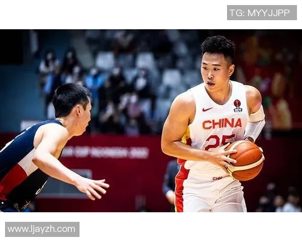 贺希宁：从青涩球员到篮球场上的璀璨明星之路
