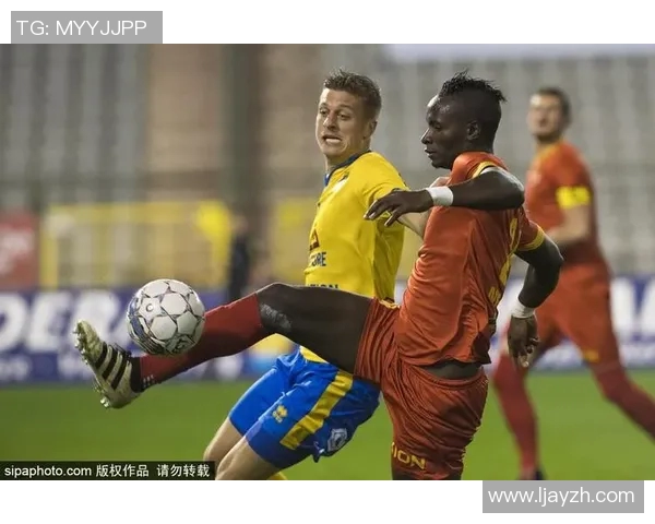 韦斯特鲁与圣吉罗斯的激烈对决揭示了足球战术的新思路与挑战