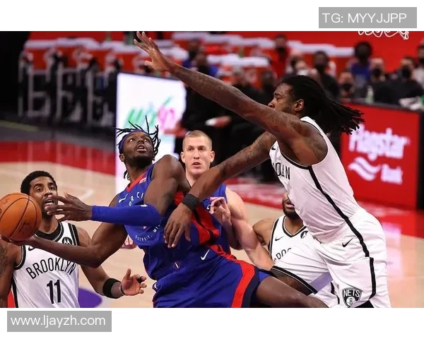 2019212篮网与猛龙激战正酣球迷见证精彩瞬间与精彩表现